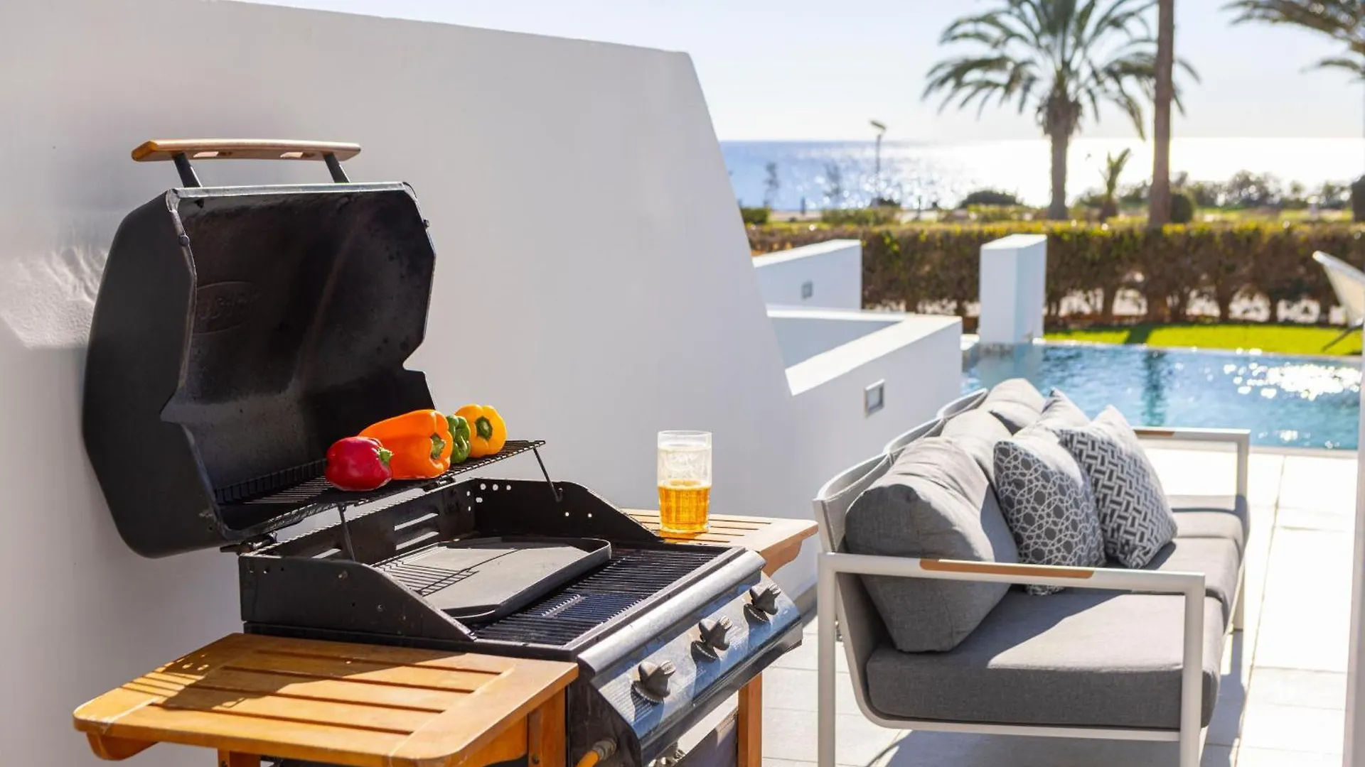 Protaras Elaia Luxury Seafront Villa Cipru