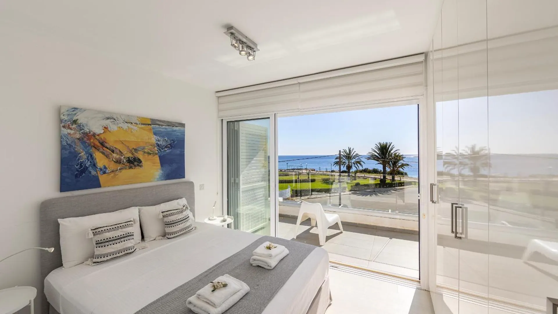 Protaras Elaia Luxury Seafront Villa Cipru